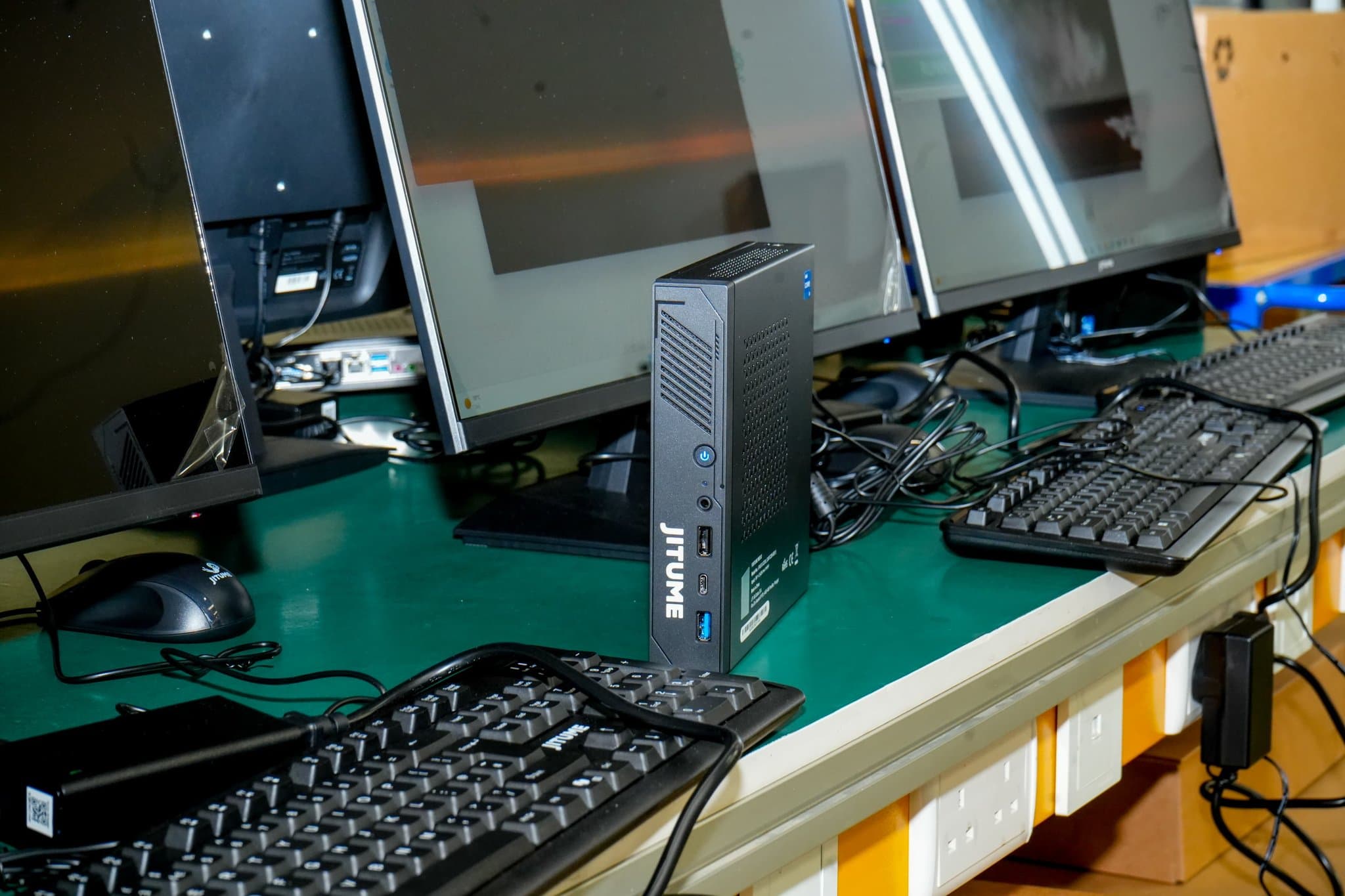 JKUAT to assemble 3,000 devices for national digital hubs