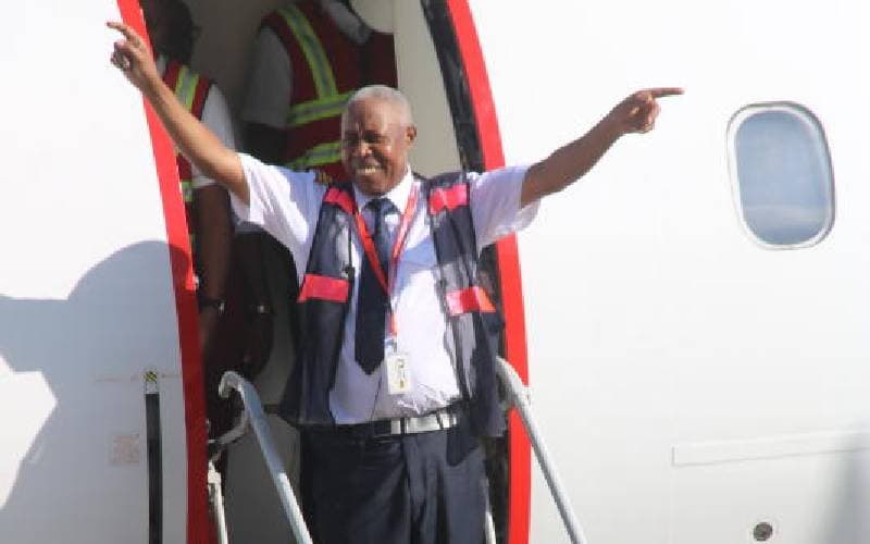 Colonel Gitahi: Man who flew Moi, Kibaki never dreamt of becoming a pilot