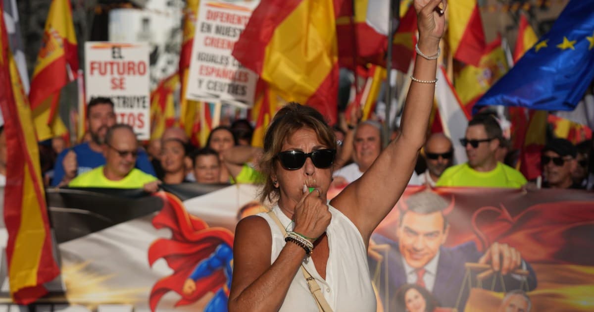 Protests in Spain over government’s handling of Ceuta migrant crisis