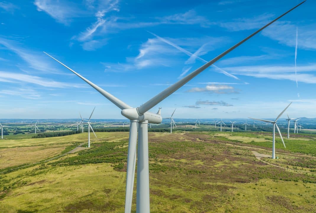 Whitelee Wind Farm Set for £1.5 Billion Expansion in Scotland
