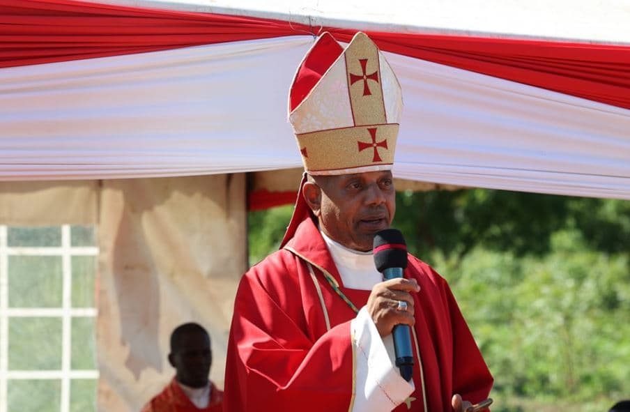Bishop Declares No Politician Should Receive Preferential Treatment at Mass