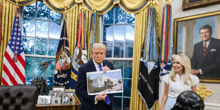Another Loss as Court Halts Trump’s Plan to Splash $200 Million for White House Project