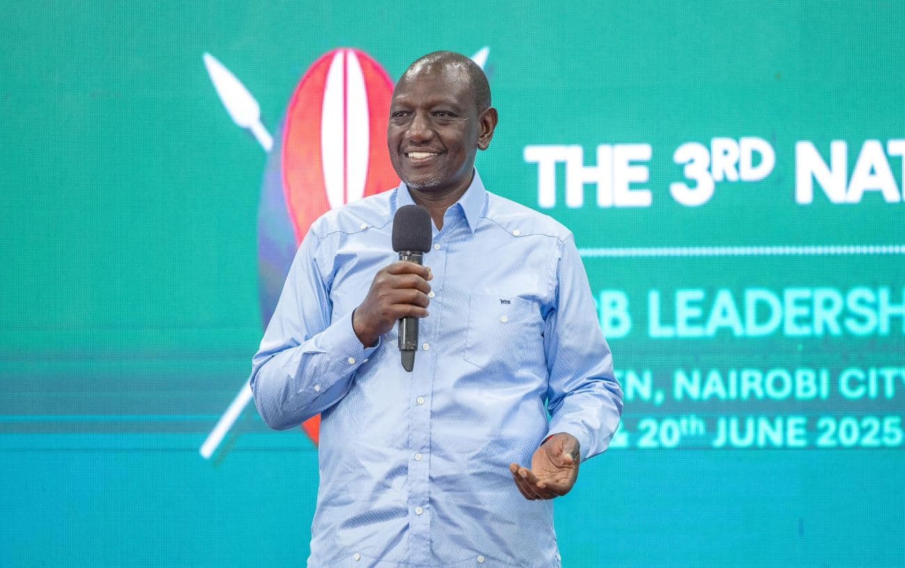Ruto Sticks to ‘eCitizen – School Fees’ Payment .. Vows Action Against Defiant School Heads