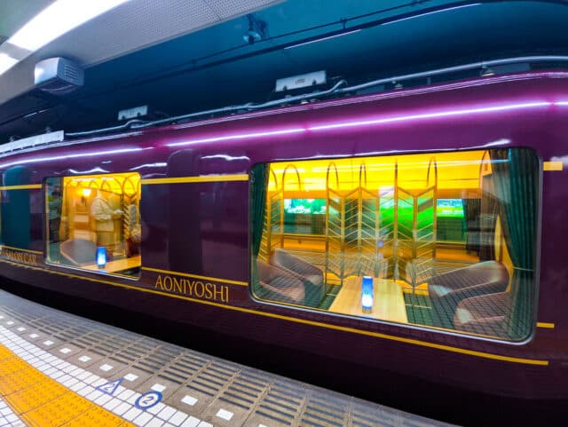 French, Japanese authors try to write novel on one-day train ride