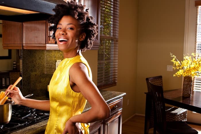 LIfestyle: 7 Kitchen Tips Every Foodie Must Know