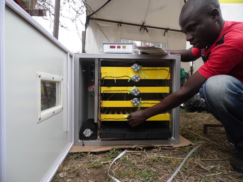 Varsity student invents bio-gas incubator, looking for funds to commercialise the apparatus