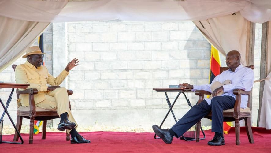 Ruto Downplays Museveni’s ‘Madness’ Warning, Blames Media for Misreporting