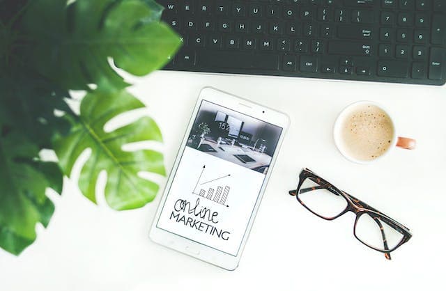 5 Reasons Why Businesses Should Make Social Media Analytics a Priority in 2024