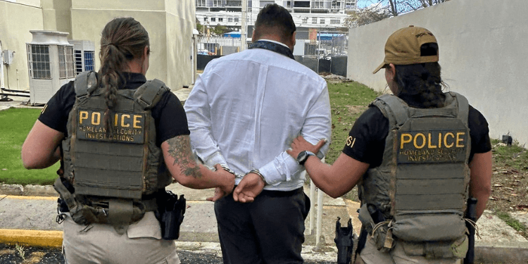 Obama-Appointed Judge Dismisses Smuggling Indictment Targeting Migrant