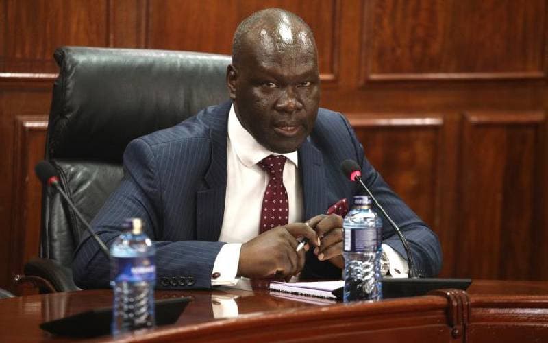 SRC approves Sh45,625 monthly top-up for bodyguards protecting state officers