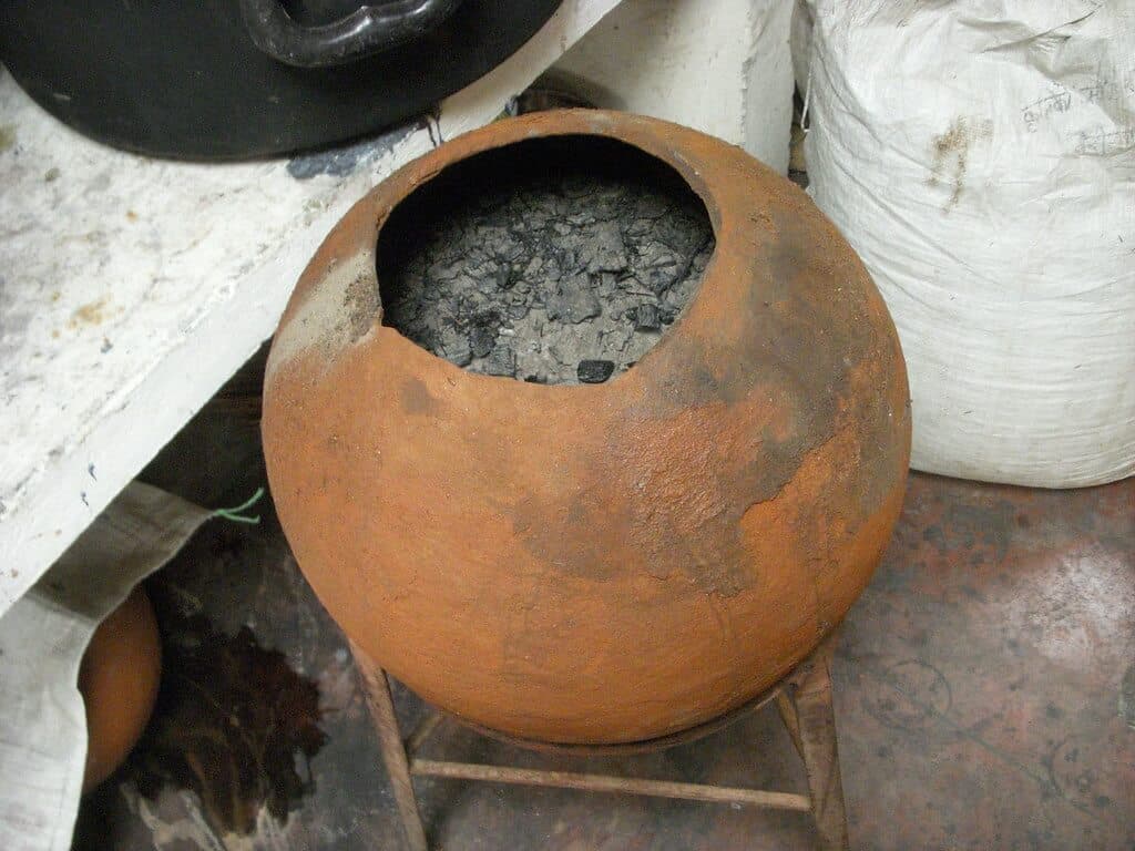 African farmers return rapidly declining soil potassium with ancient ash-in-pot technology