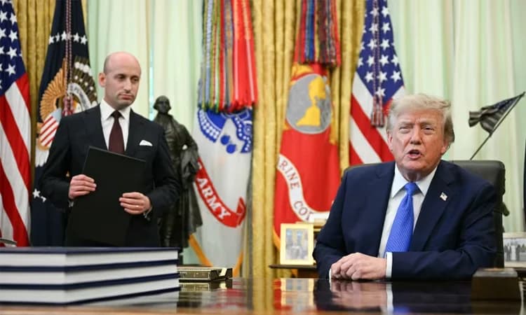 Judge blocks new Trump bid against birthright citizenship