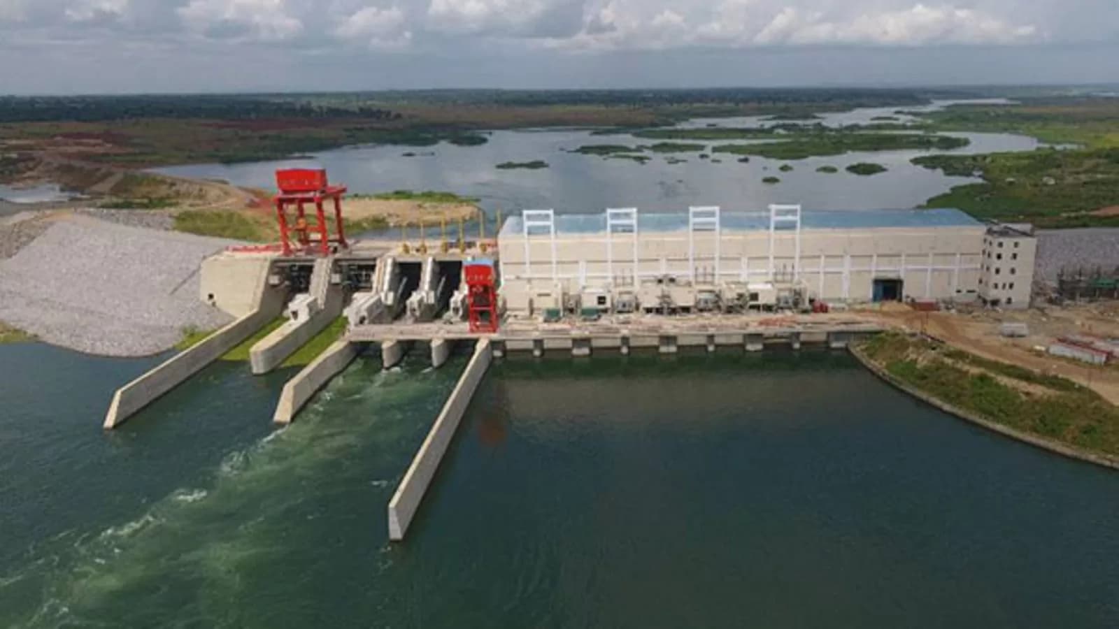 Uganda Seeks New Investor for the $5 Billion Ayago Hydropower Project