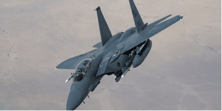 U.S. Rescue Helicopters Come Under Fire in Iran as Search Intensifies for Downed F-15 Pilots