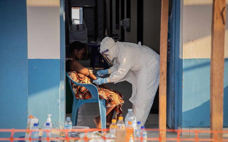 Ebola treatments trial begins in the Democratic Republic of Congo