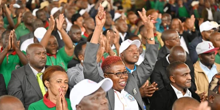 Teachers to Sit Exams, Earn Certificates Under New Training Plan