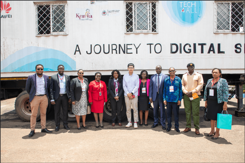 Huawei offers onsite Robotics training at the Kenya Science & Engineering Fair