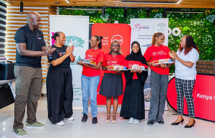 Women feted for transport payment solution at GirlCode Kenya Hackathon