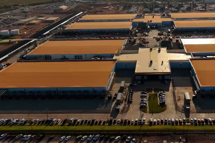 Oracle Refutes Claims on Scrapped Expansion Plans for $15bn Crusoe Data Center Campus in Abilene, Texas
