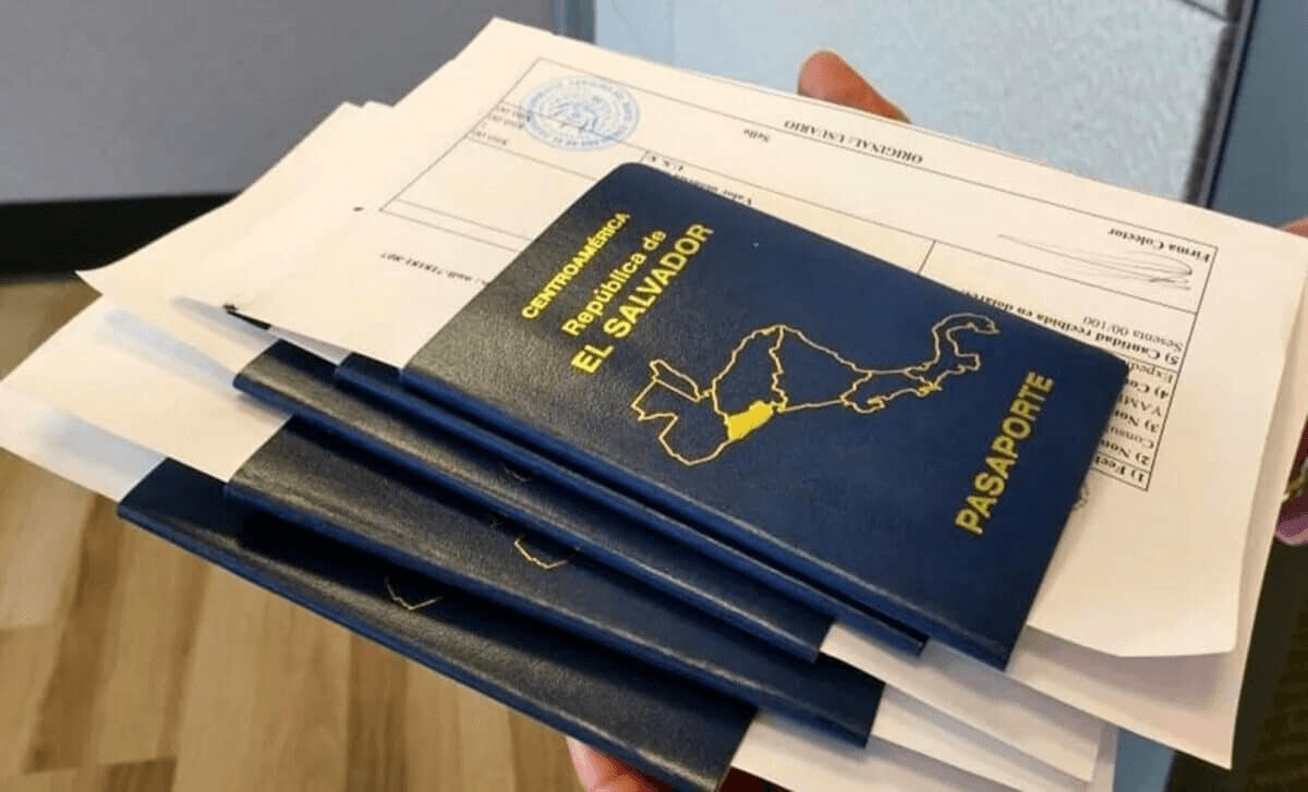 Reasons to Consider Citizenship in El Salvador