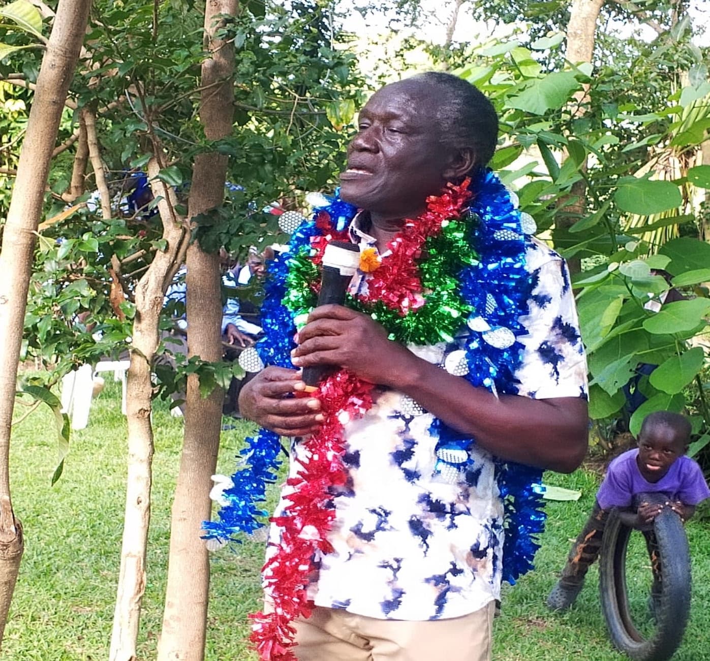 Retired teacher calls for better working conditions for teachers