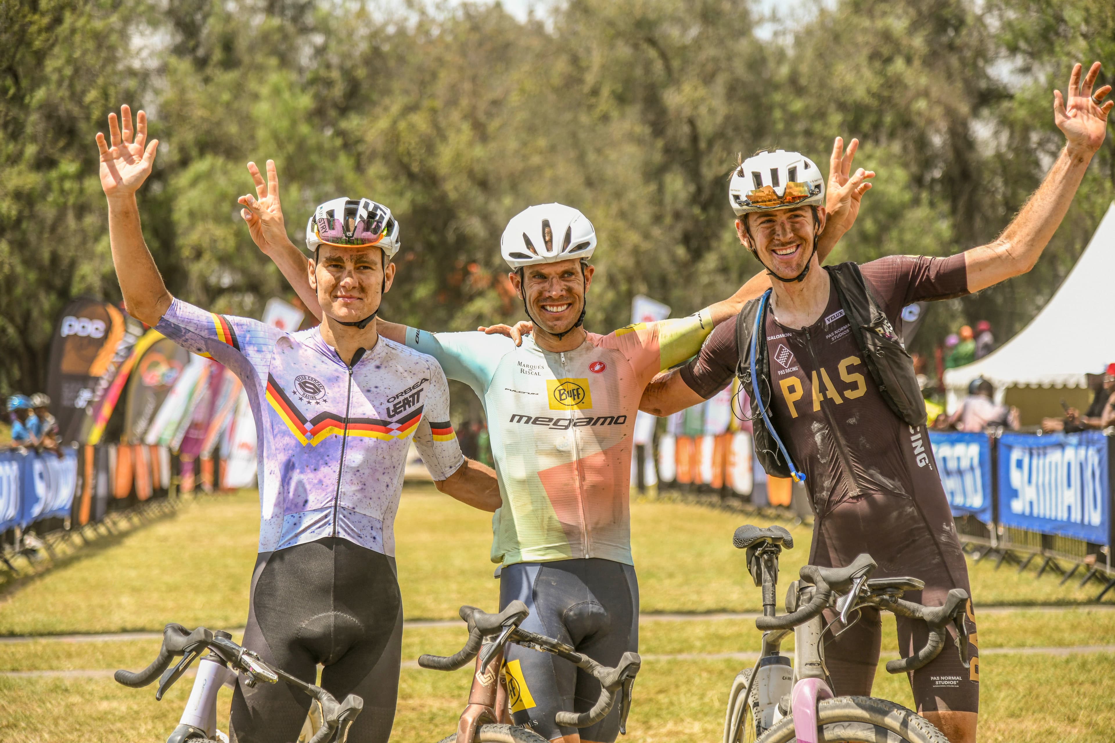 Hans Becking & Duncan Ruto win third leg of the LOOP Safari Gravel Series cycling competition