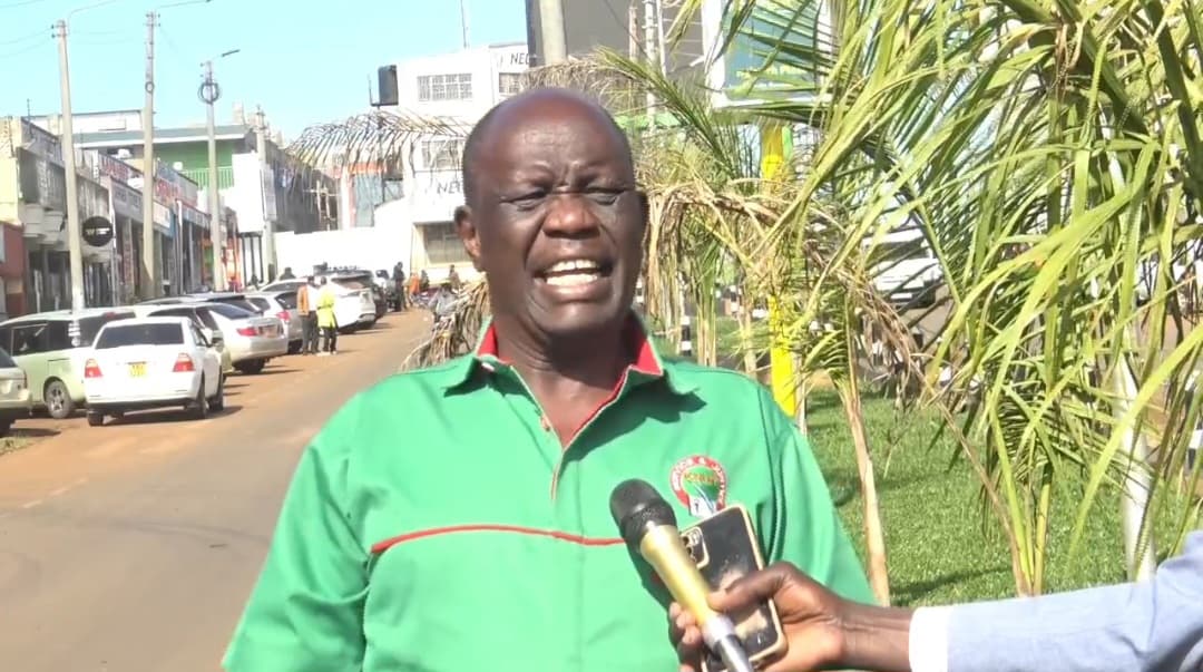 KNUT leaders protest transfer of JSS teachers to KUPPET