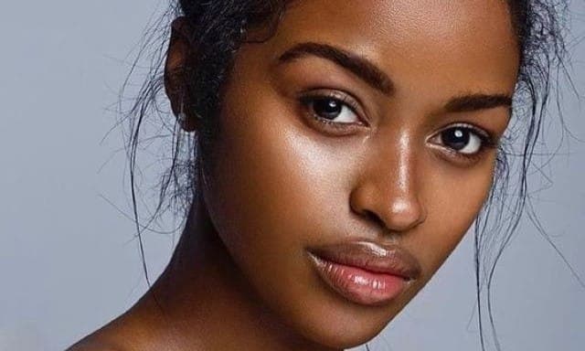 Beauty: 7 Makeup Hacks For Oily Skin