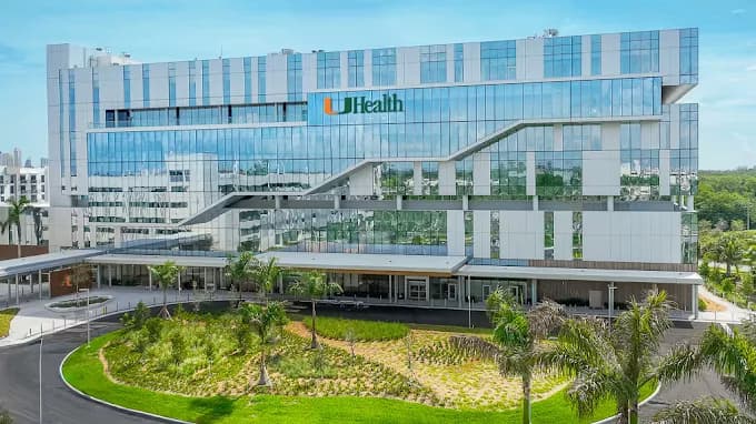 UHealth officially opens its largest outpatient medical facility at SoLé Mia