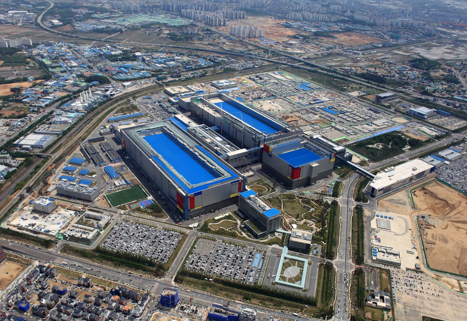 What You Need to Know About Samsung Electronics’ P2 Facility in Pyeongtaek, South Korea