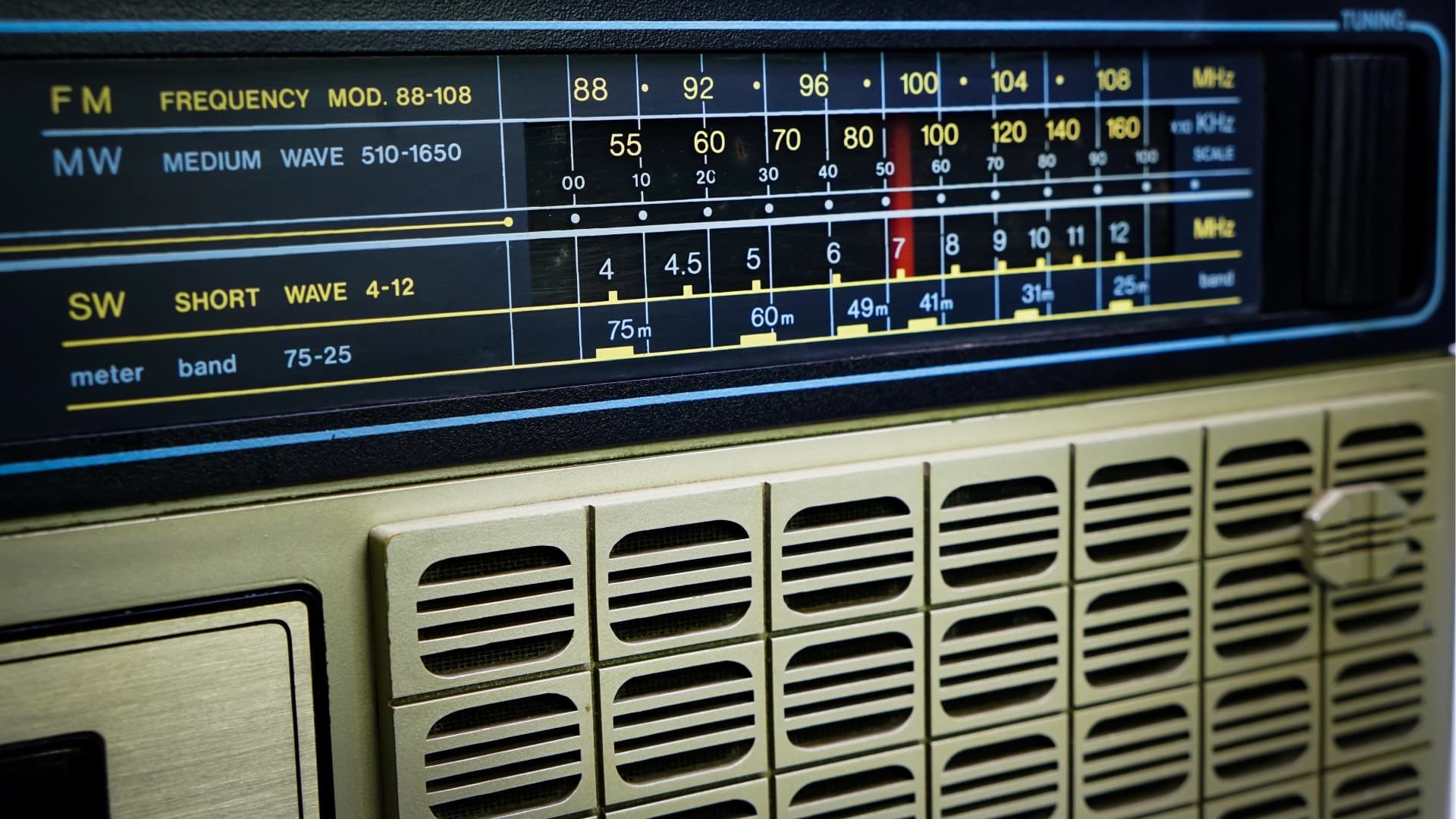 Kenya Rolls Out First Digital Radio Trial in Nairobi